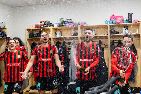 Brommapojkarnas Nikola Vasic, Rebin Sulaka och Marijan