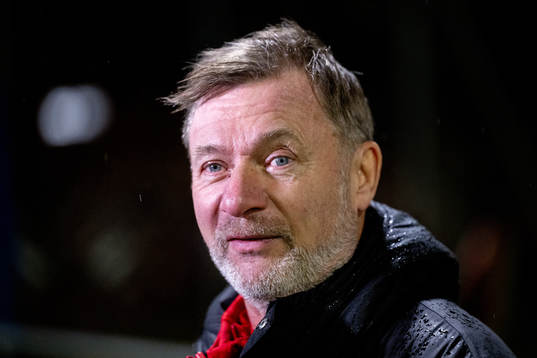 Head coach Peter Gerhardsson