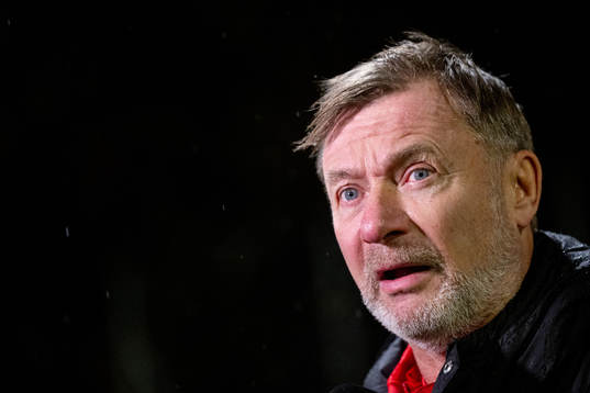 Head coach Peter Gerhardsson
