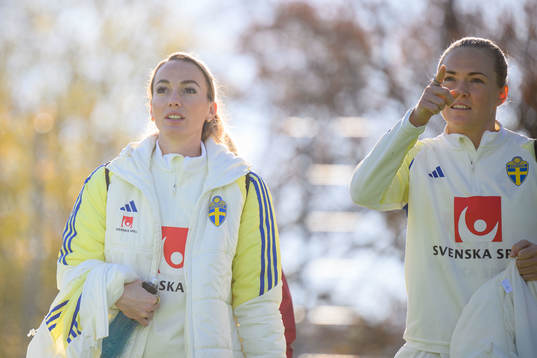 Kosovare Asllani and Magdalena Eriksson of Sweden
