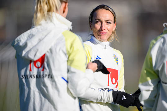 Kosovare Asllani of Sweden
