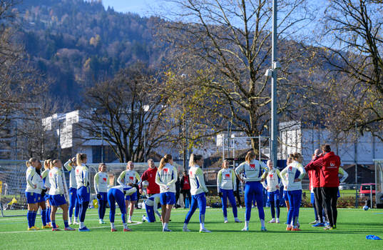 General view of the women’s national football team of