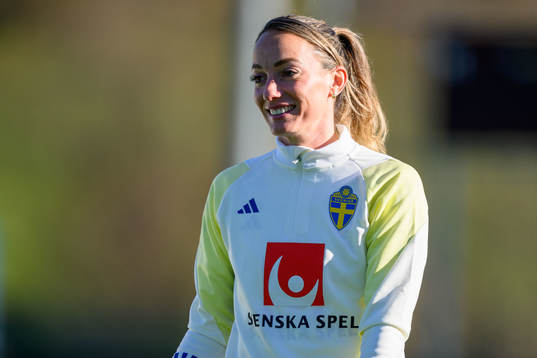 Kosovare Asllani of Sweden of the women’s national