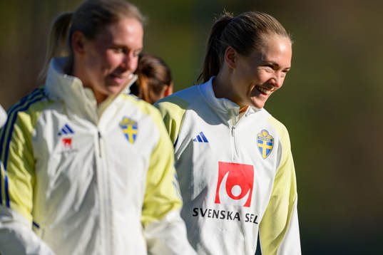 Jonna Andersson and Magdalena Eriksson of Sweden of the