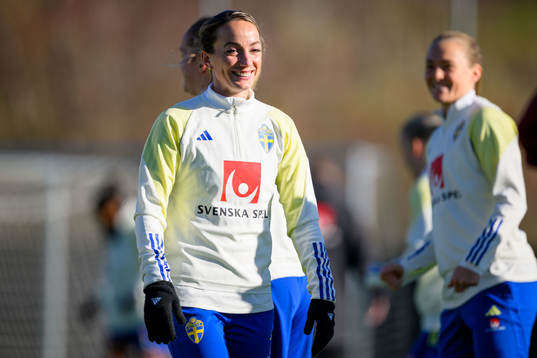 Kosovare Asllani of Sweden of the women’s national