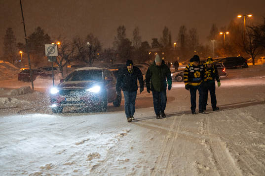 Snöstorm före ishockeymatchen i SHL mellan Skellefteå