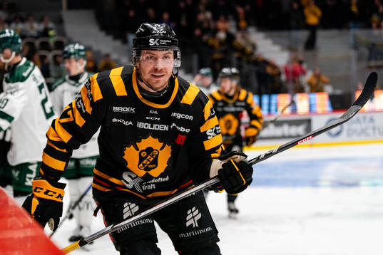 Skellefteås Pär Lindholm jublar