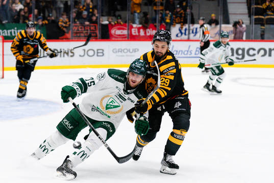 Färjestads Jeremy Salvas Groleau och Skellefteås Dylan