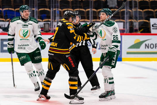 Skellefteås Pär Lindholm och Färjestads Joel Nyström