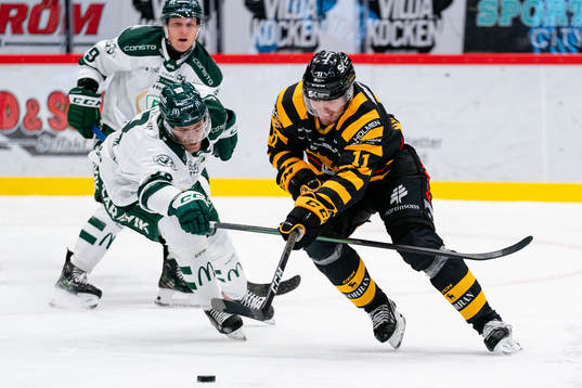 Färjestads Joel Kellman och Skellefteås Max Lindholm