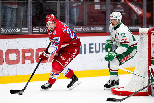 Timrås Filip Hållander och Rögles Brady Ferguson
