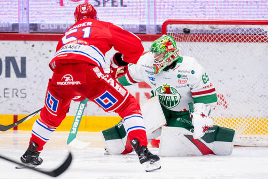 Timrås Anton Lander gör 2-0 bakom Rögles målvakt