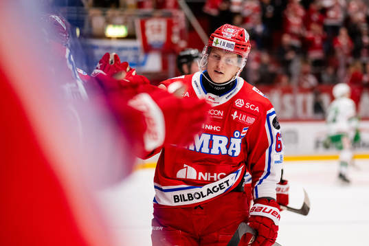 Timrås Axel Rindell jublar