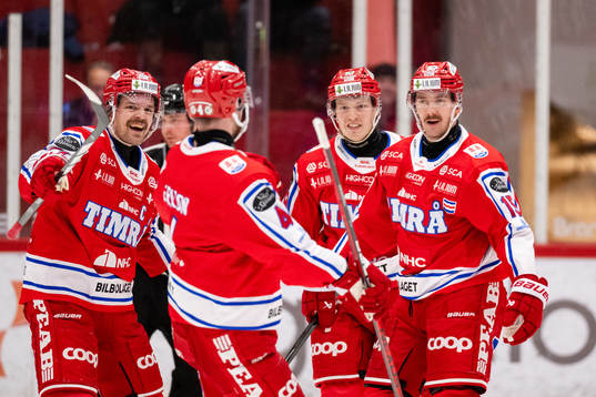 Timrås Panu Mieho jublar