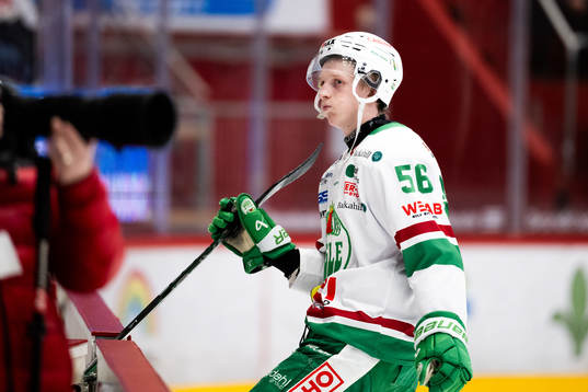 Rögles Adam Engström deppar