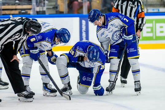 Leksands IFs Patrik Noren har ont
