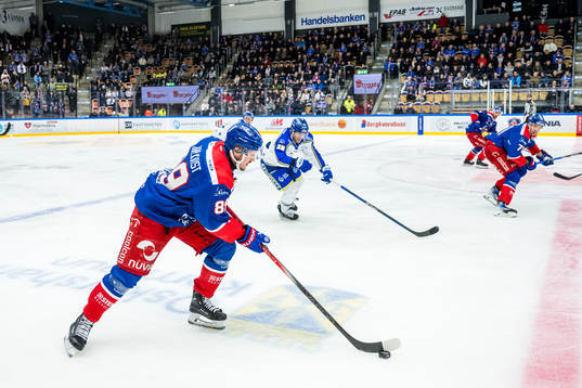 IK Oskarshamns Patrik Karlkvist och Leksands IFs Justin