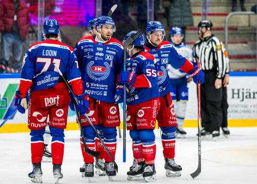 Oskarshamns Ahti Oksanen jublar