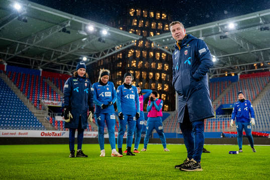 Leif Gunnar Smerud, head coach of the Norwegian women's