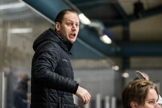 Jonstorps tränare Johan Larmark