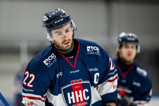 Helsingborgs Andreas Karlsson  deppar