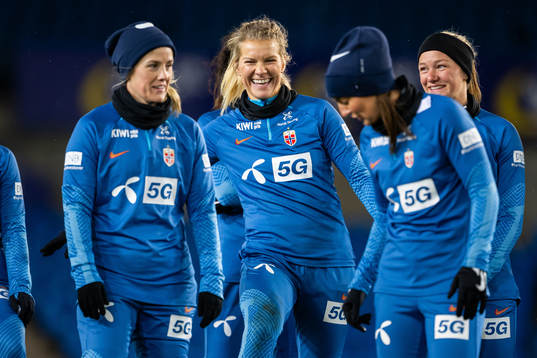 Maren Mjelde, Ada Hegerberg and Frida Maanum of the