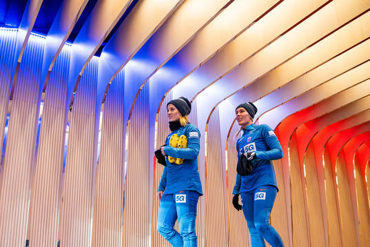 Maren Mjelde and Maria Thorisdottir of the Norwegian
