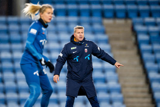 Ada Hegerberg and Leif Gunnar Smerud, head coach of the