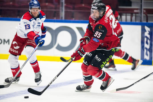 Oskarshamns Rasmus Bengtsson och Malmö Redhawks Carl