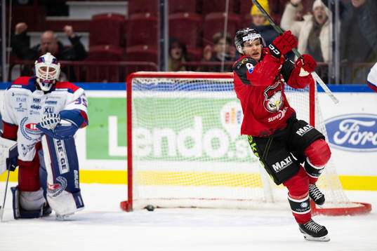 Malmö Redhawks Johan Olofsson jublar