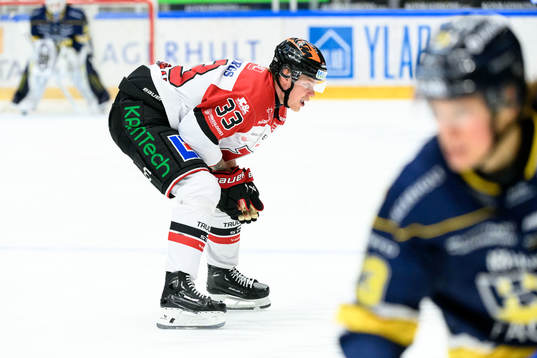 Örebros Christopher Mastomäki deppar och har ont
