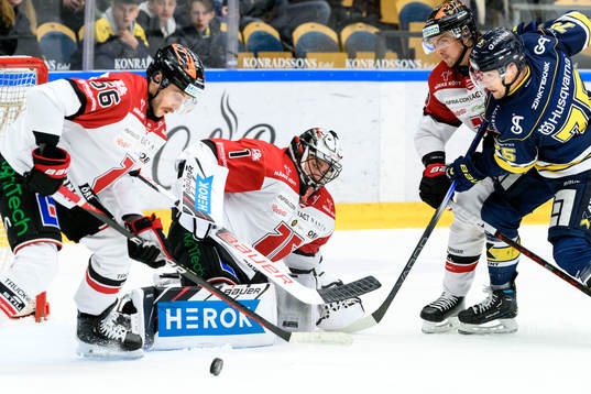 Örebros målvakt Jhonas Enroth