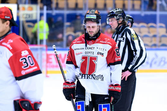 Örebros Mathias Bromé deppar