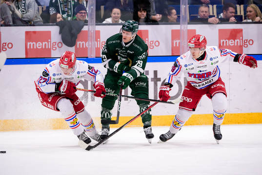 Timrås Oliver Johansson och Färjestads Patrik Lundh och