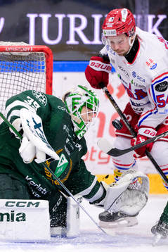 Färjestads målvakt Carl Lindbom och Timrås Jonathan