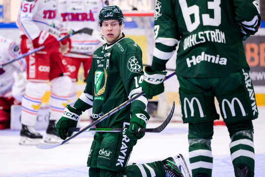 Färjestads Victor Ejdsell deppar