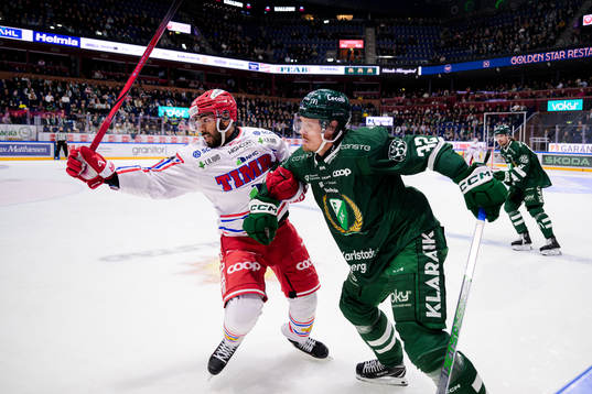 Timrås Jeremy Boyce-Rotevall och Färjestads Magnus Nygren
