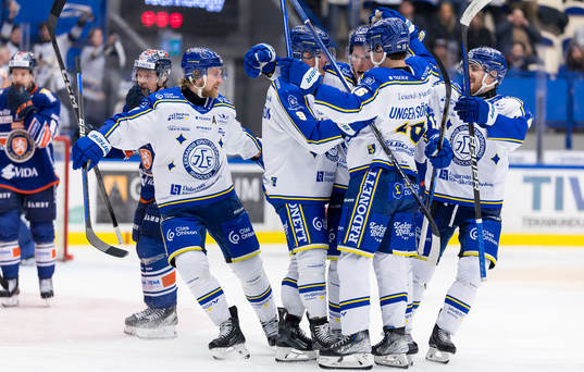 Leksand spelare jublar