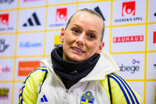 Stina Blackstenius is interviewed by the media