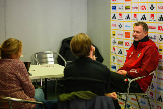 Head coach Peter Gerhardsson is interviewed by the media