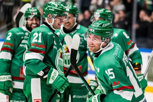 Rögle BKs Simon Ryfors jublar
