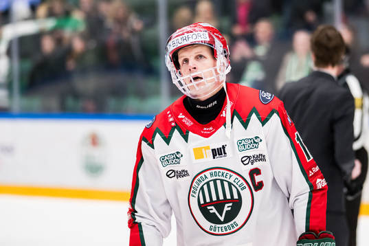 Frölunda HCs Max Friberg deppar
