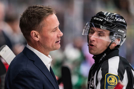 Frölundas tränare Roger Rönnberg deppar