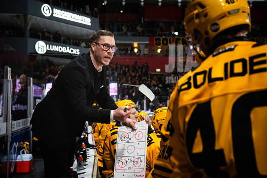 Skellefteås assisterande tränare Andreas Falk