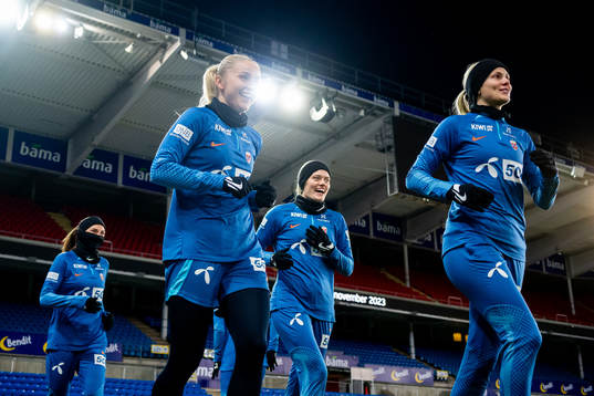 Anna Langås Jøsendal, Mathilde Harviken and Karina Sævik
