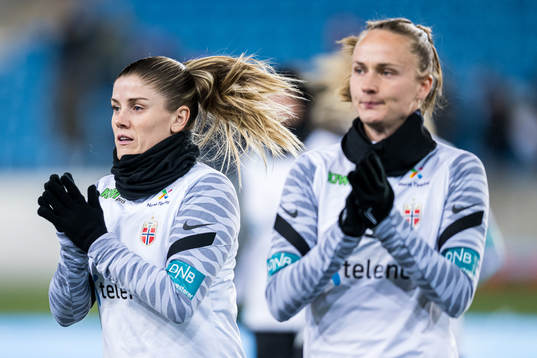 Maren Mjelde of Norway warms up