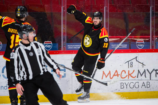 Brynäs Tyler Vesel jublar
