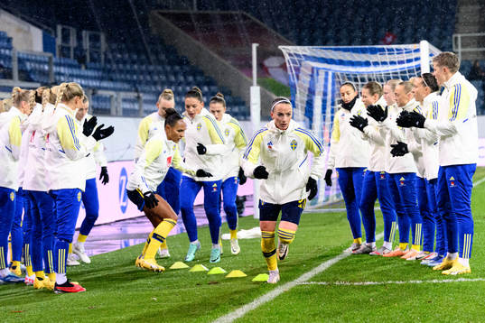 Kosovare Asllani of Sweden