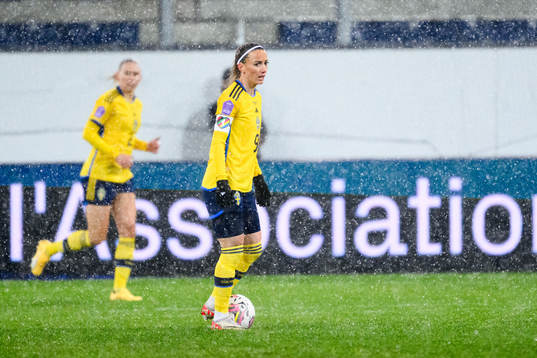 Kosovare Asllani of Sweden looks dejected
