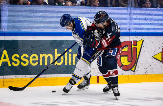 Leksands Jon Knuts och Linköpings Taylor Leier